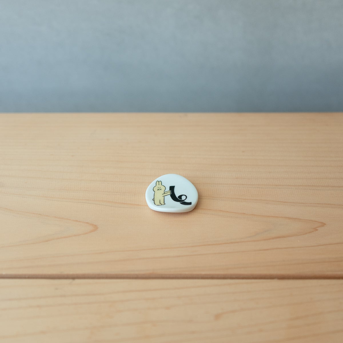 箸置 すしぶーちゃん KUTANI SEAL | AIUEO